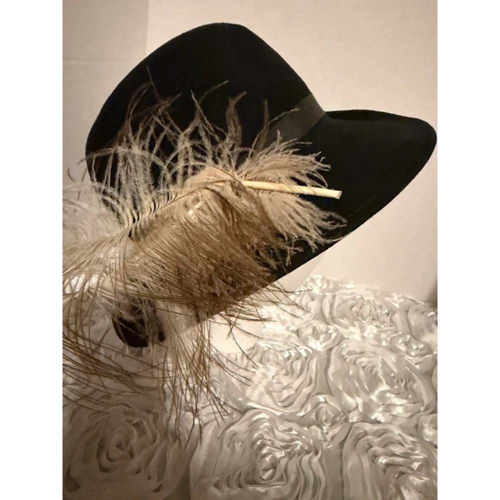 Doeskin Wool Felt Ostrich Feather Hat  Black Marche' Exclusive Vintage 1950's